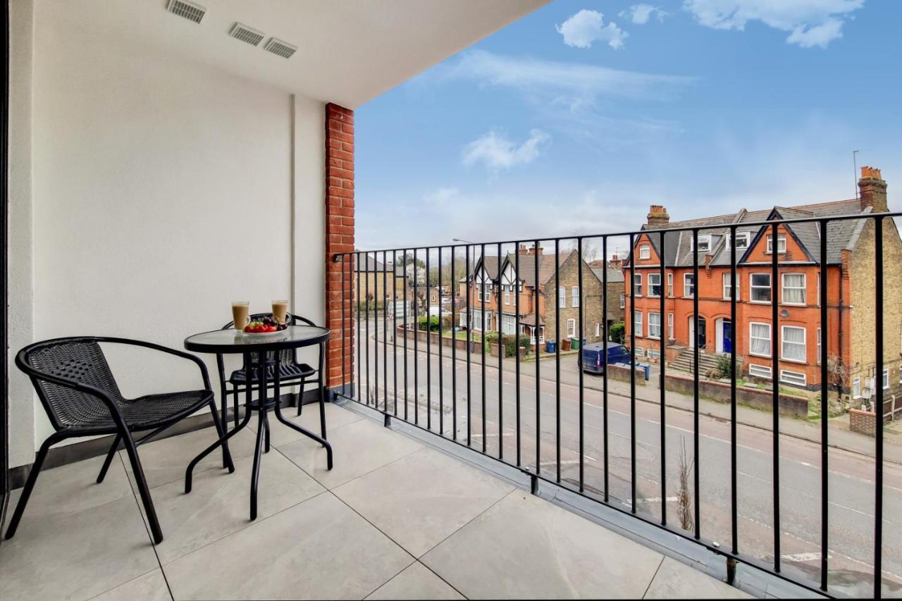 Deluxe Wembley Apartment