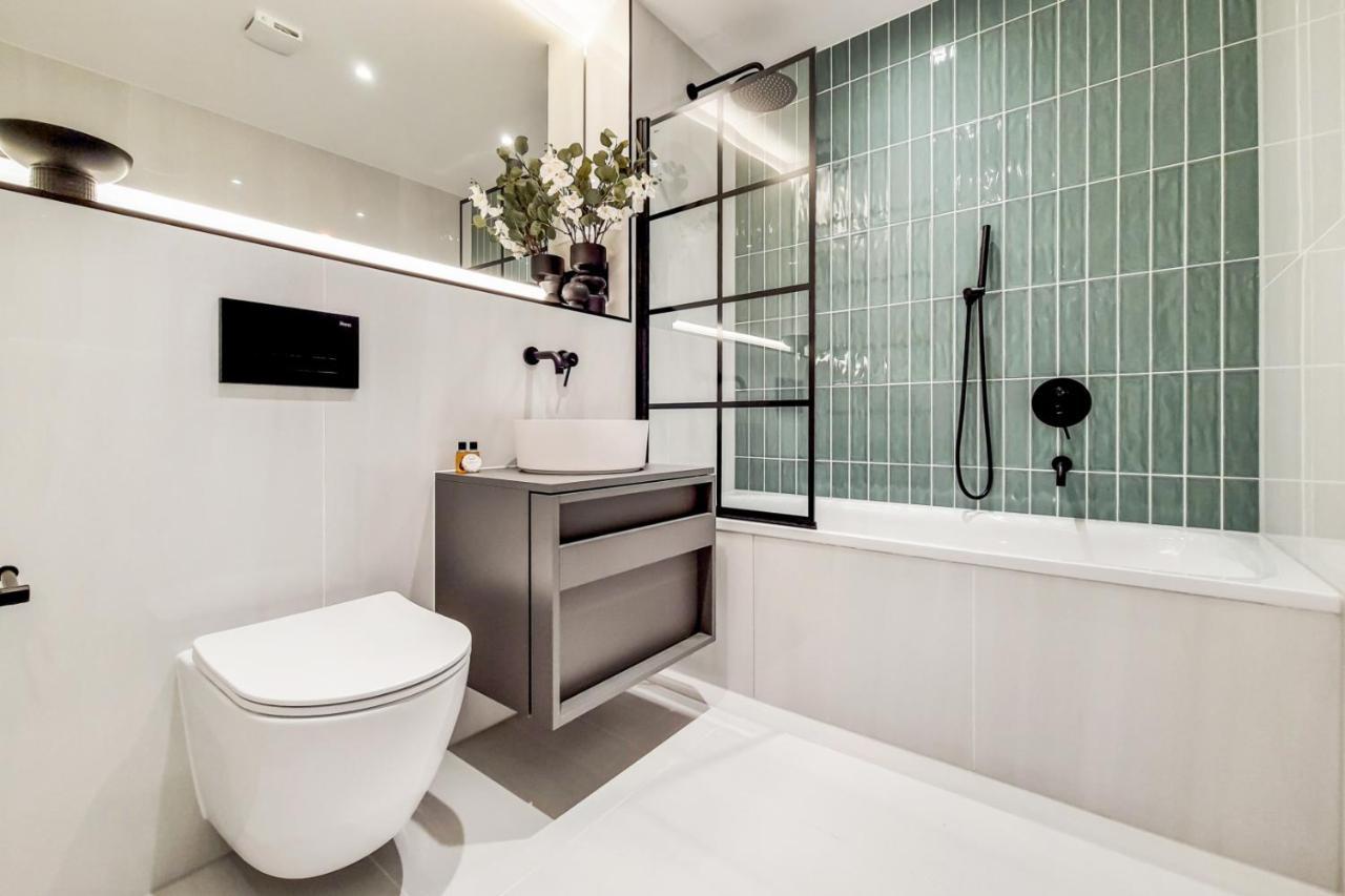 Deluxe Wembley Apartment Harrow